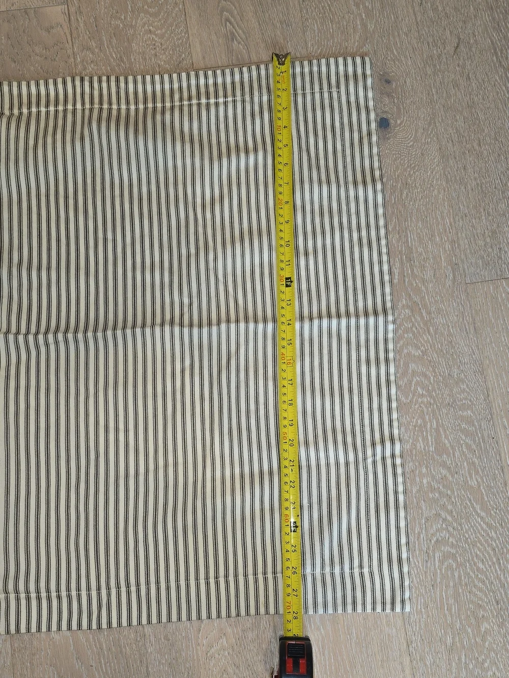 2 Pottery Barn Euro Cotton Shams Cream And Taupe